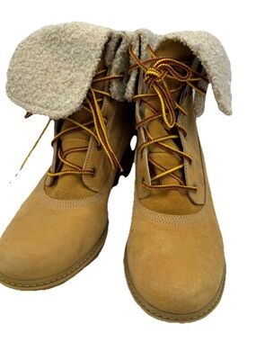 Timberland Cream Sherpa-Lined Slip-On Shoe